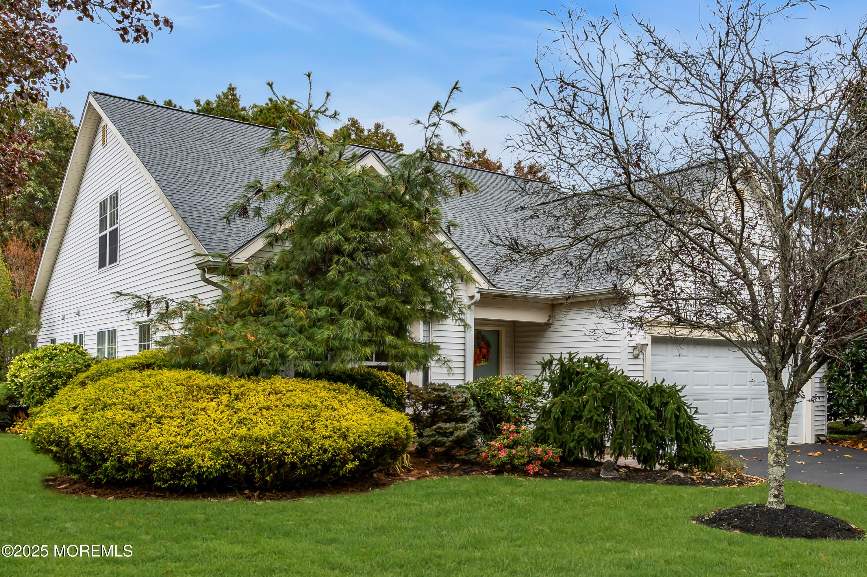 27 Strawberry Lane, Lakewood, NJ, 08701