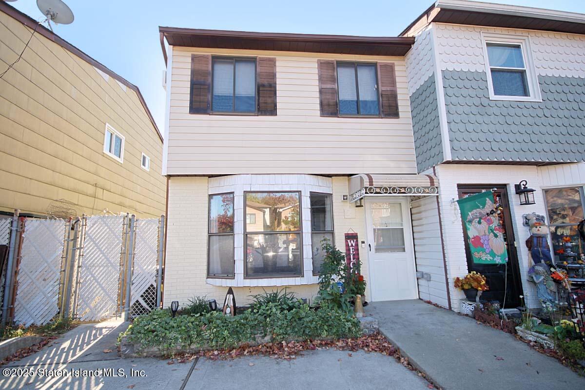 52 Sandalwood Drive Image 2