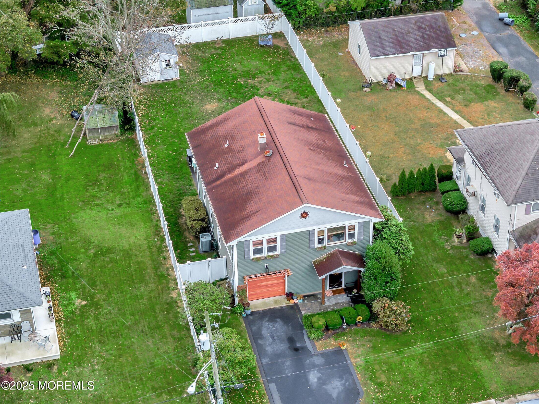 138 Rosewood Avenue Image 3