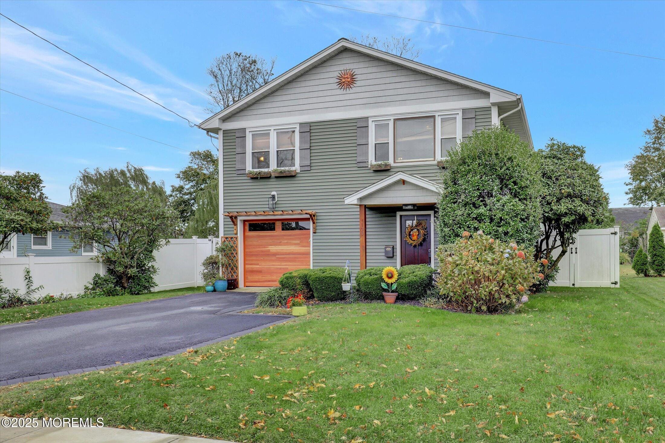 138 Rosewood Avenue Image 5