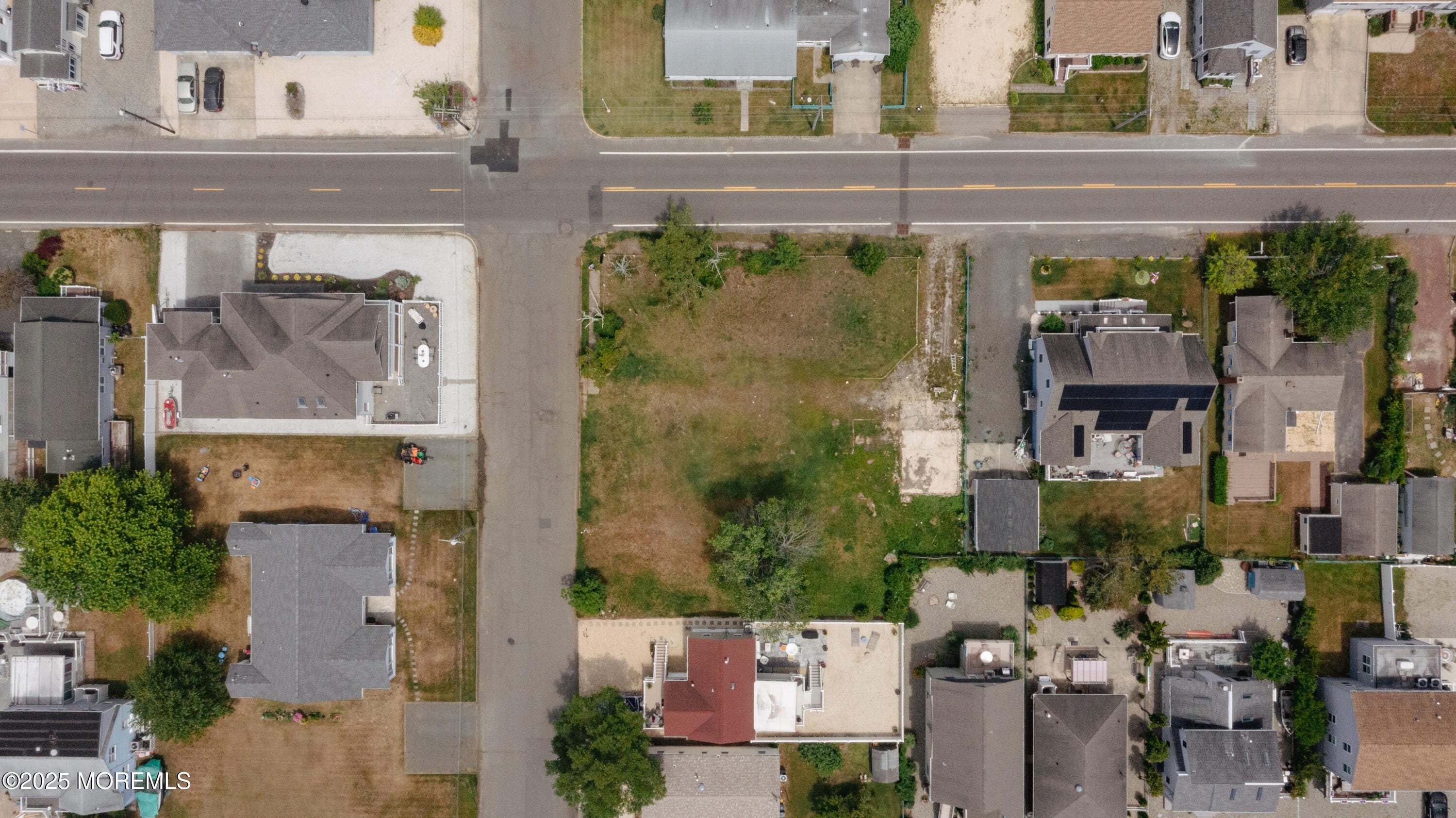 409 Newport Avenue Image 3