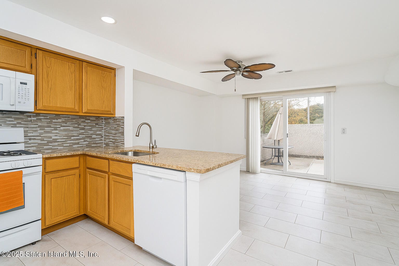 48 Adrianne Lane, Staten Island, NY, 10303 image 7