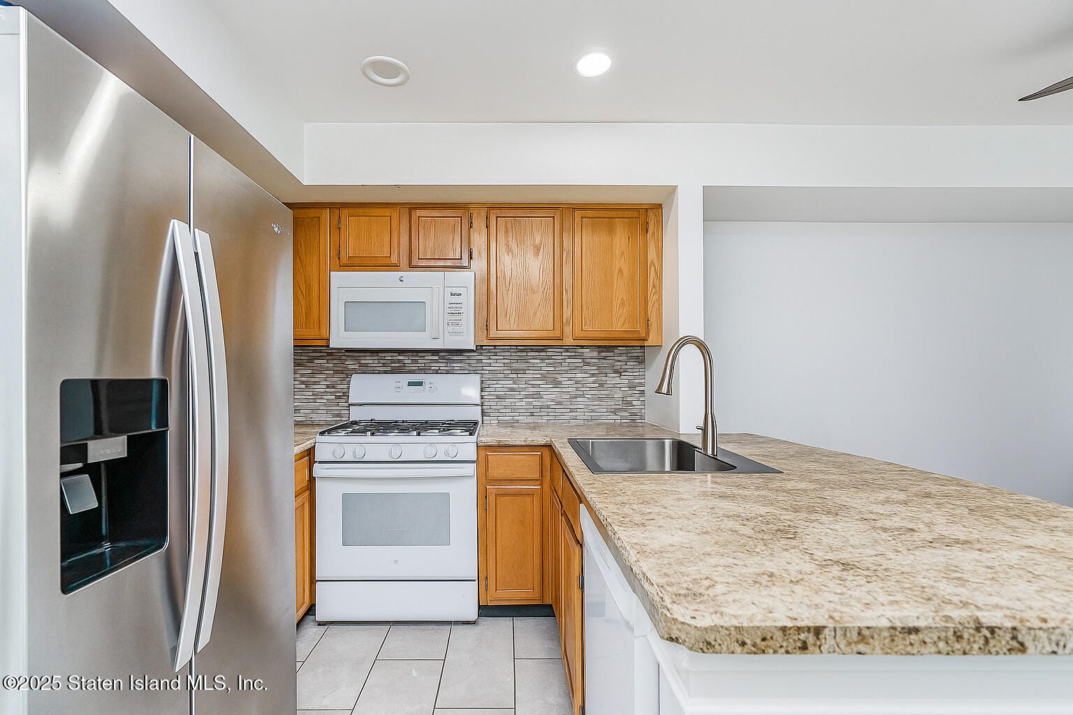 48 Adrianne Lane, Staten Island, NY, 10303 image 8