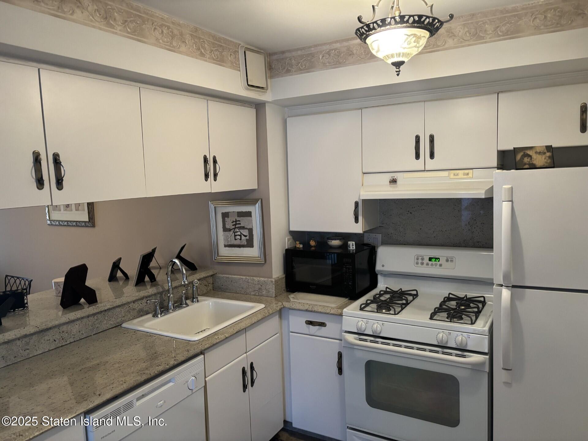 1310 84th Street 2a, Brooklyn, NY, 11228 image 6