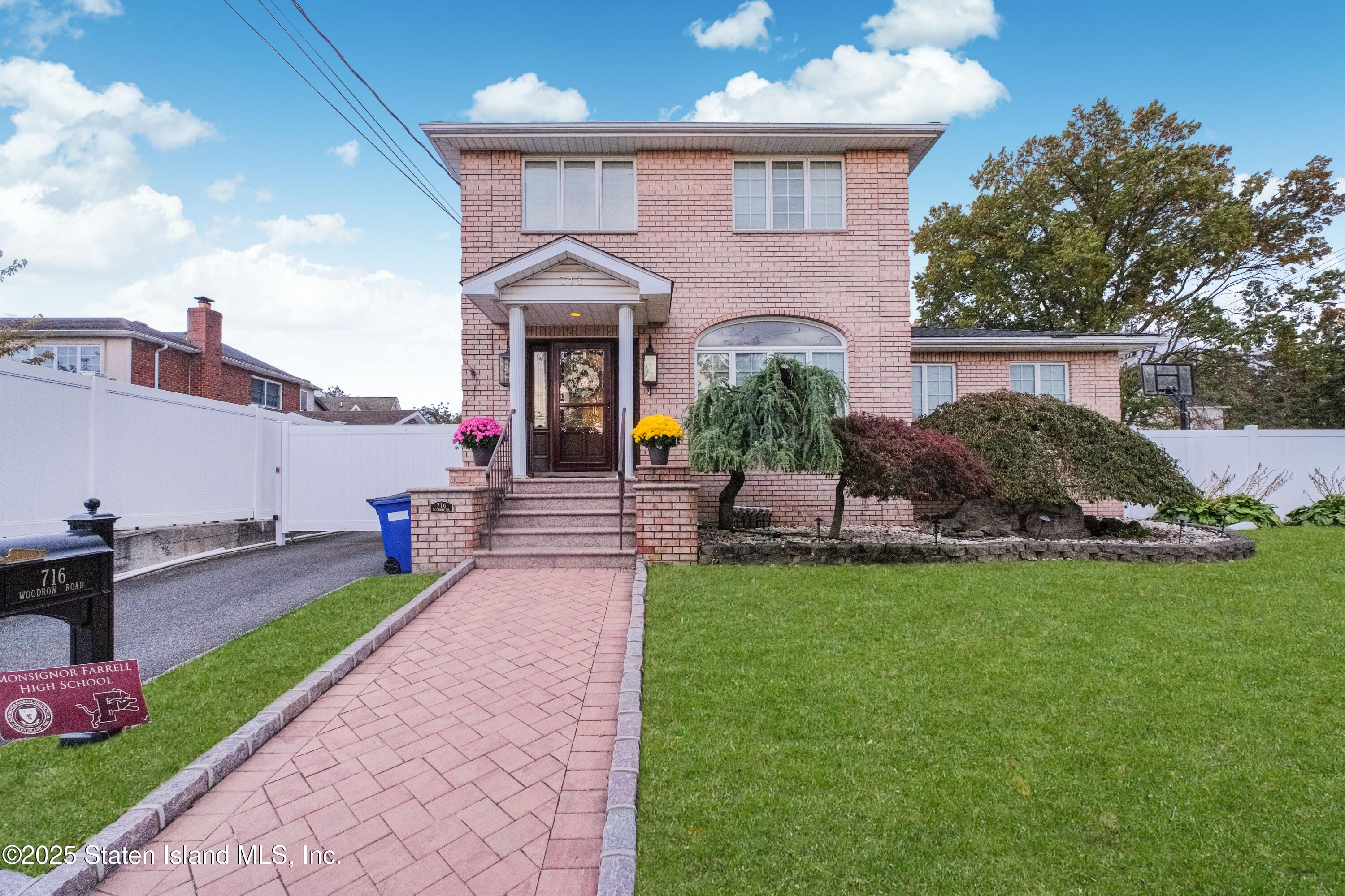 716 Woodrow Road, Staten Island, NY, 10312