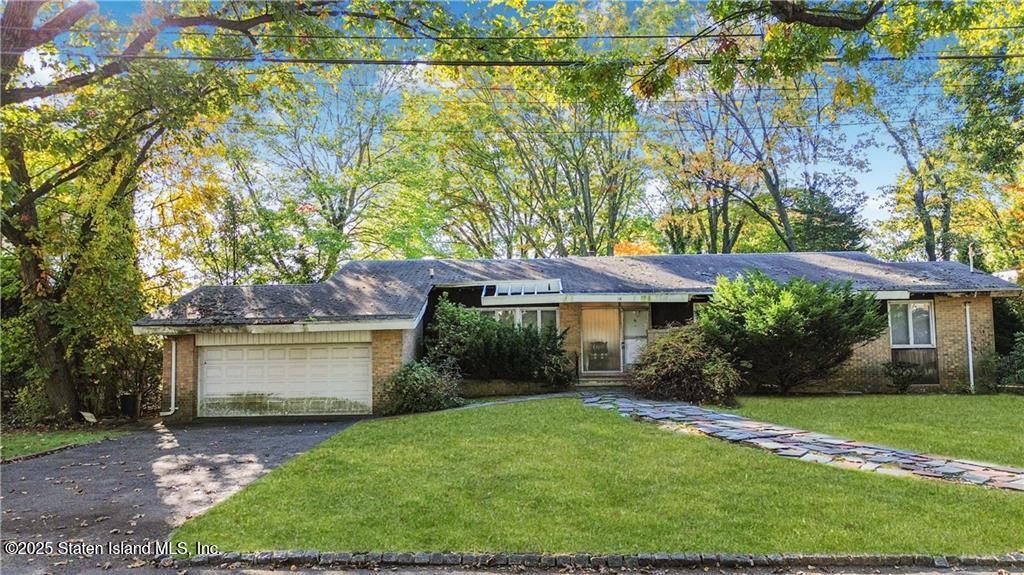 18 Emmerson Avenue, Staten Island, NY, 10301