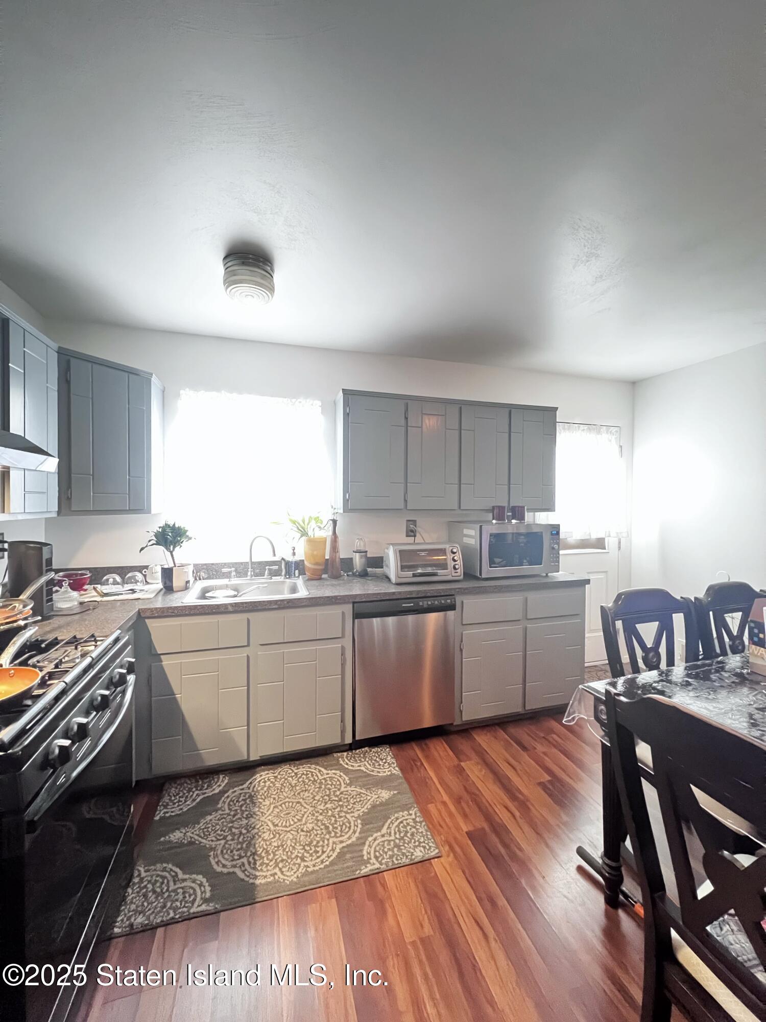 243 Tompkins Avenue, Staten Island, NY, 10304 image 8