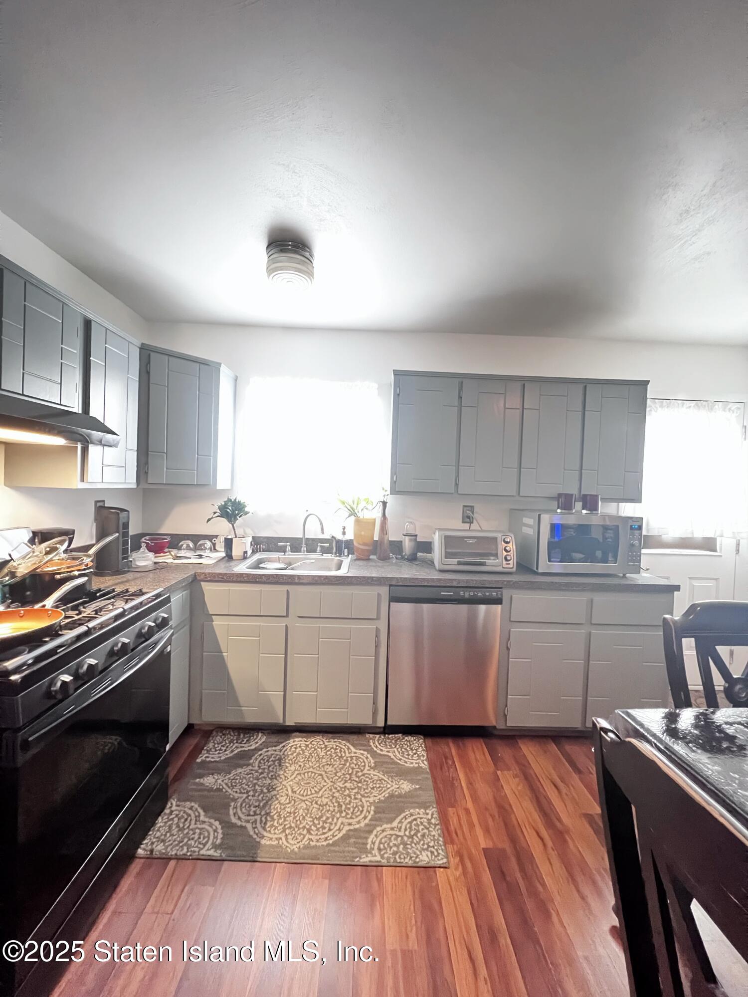 243 Tompkins Avenue, Staten Island, NY, 10304 image 9