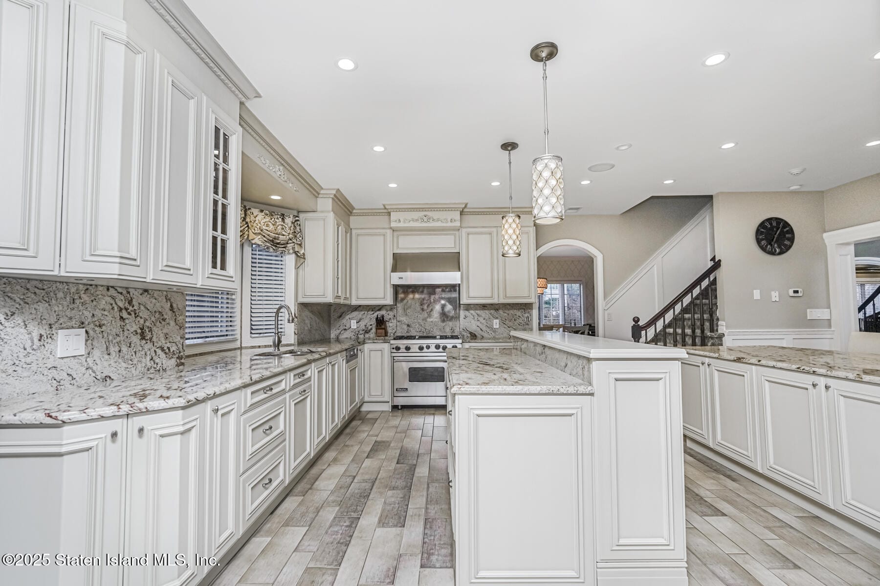 75 Utopia Court, Staten Island, NY, 10304 image 17