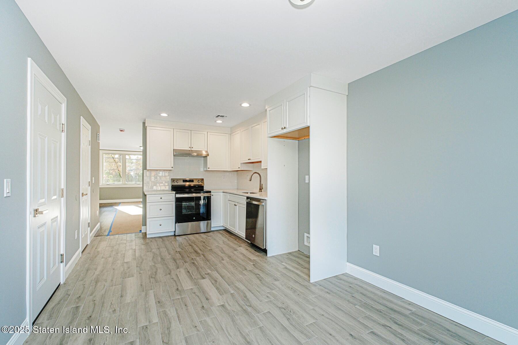 2439 Victory Boulevard, Staten Island, NY, 10314 image 6