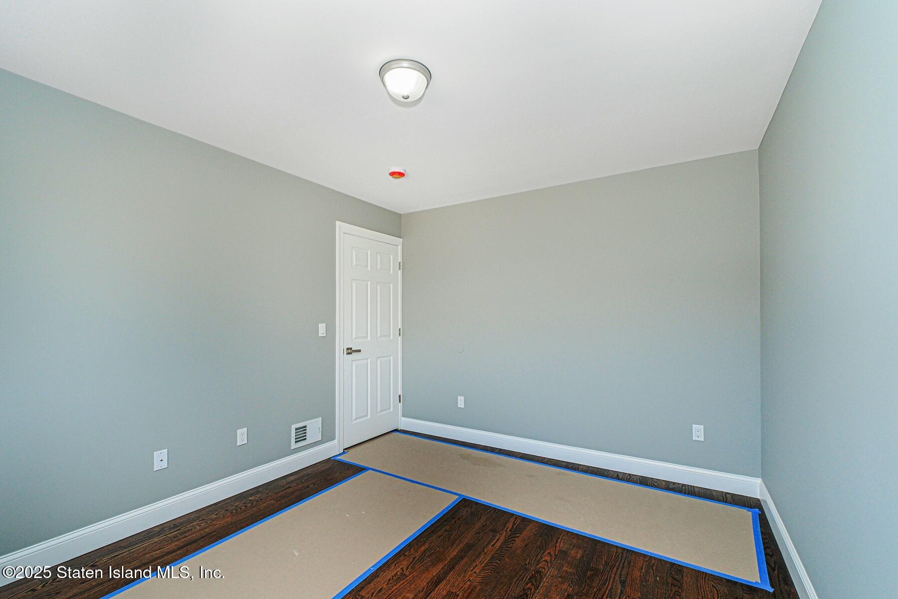 2439 Victory Boulevard, Staten Island, NY, 10314 image 11