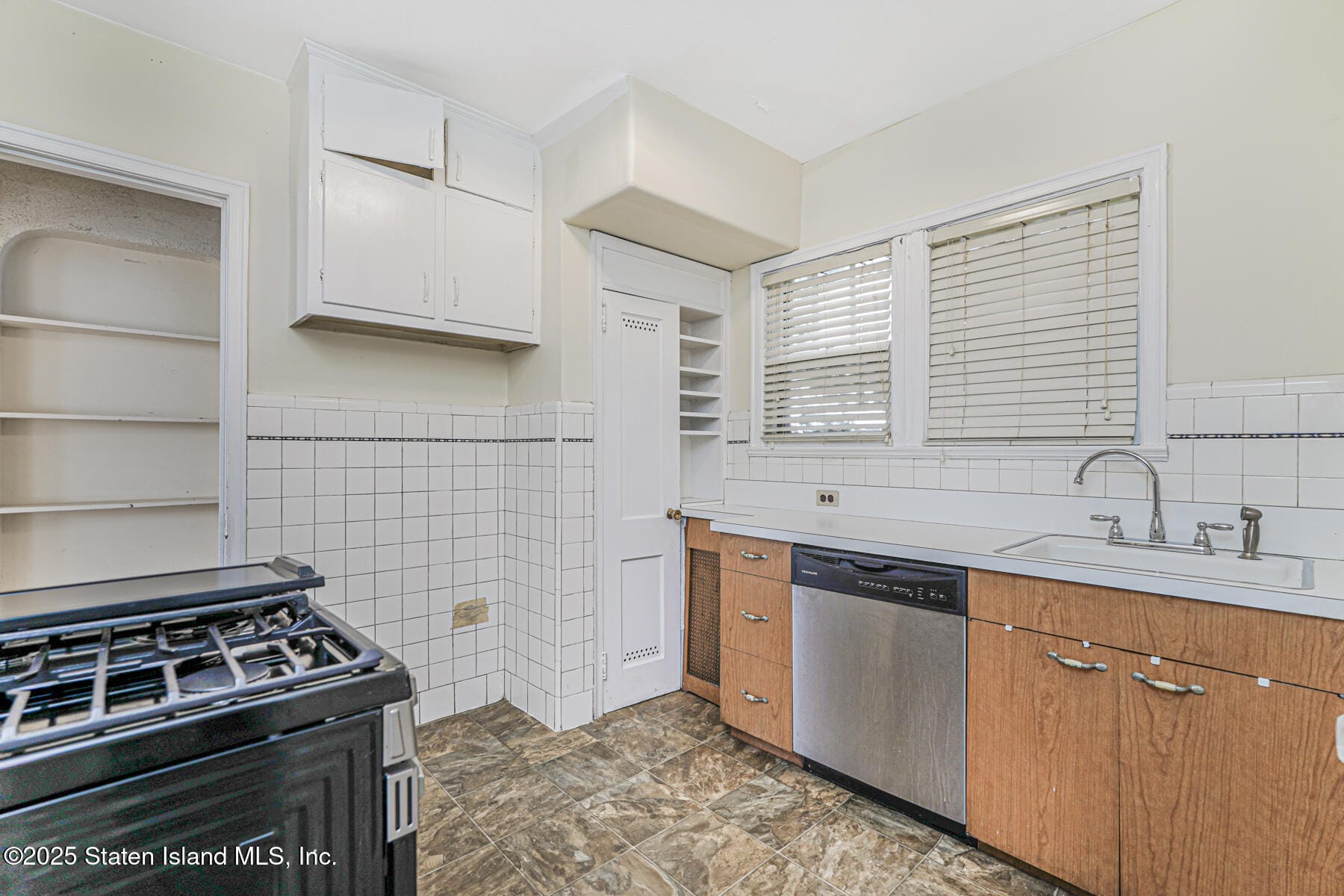 125 Walbrooke Avenue, Staten Island, NY, 10301 image 29