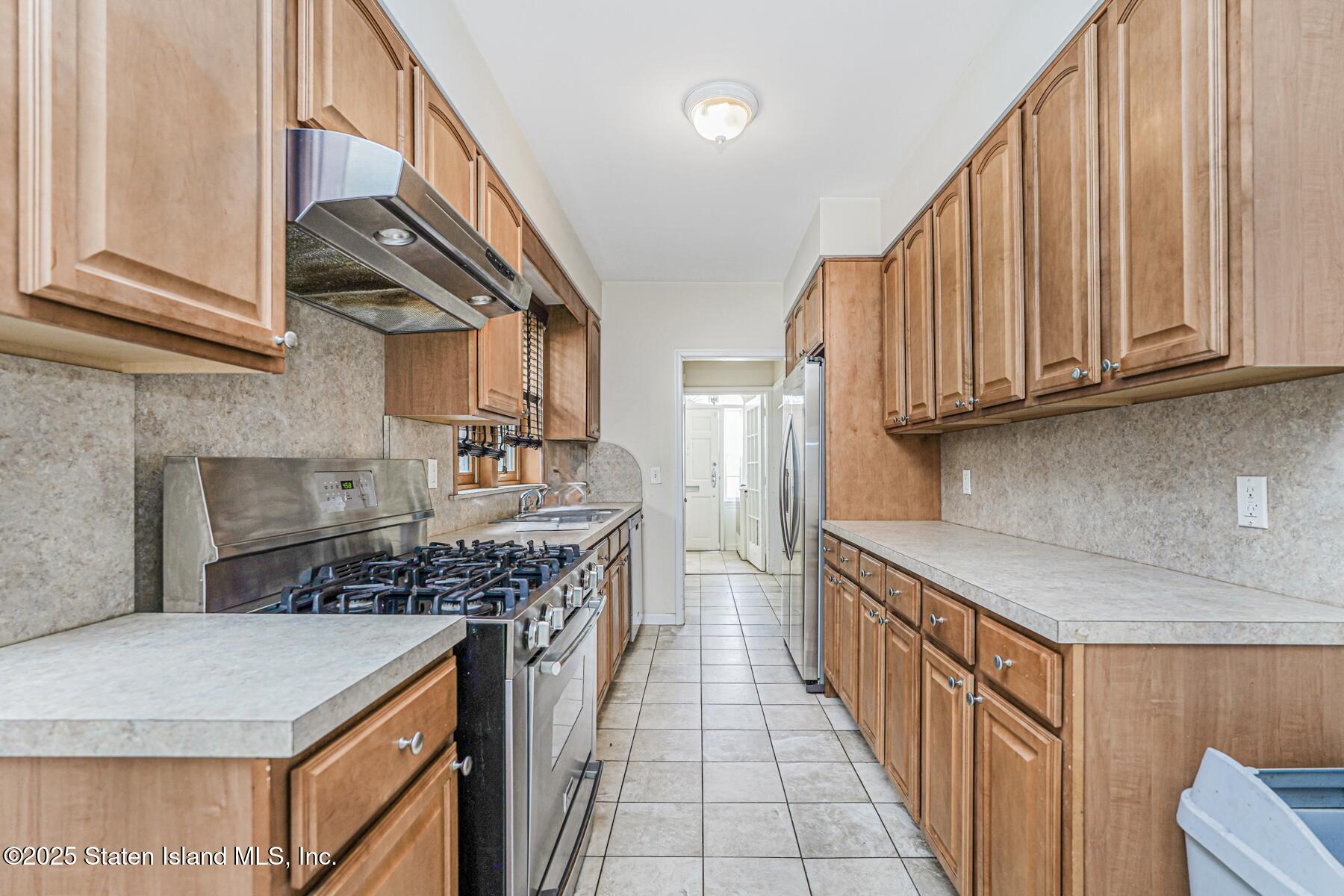 125 Walbrooke Avenue, Staten Island, NY, 10301 image 10