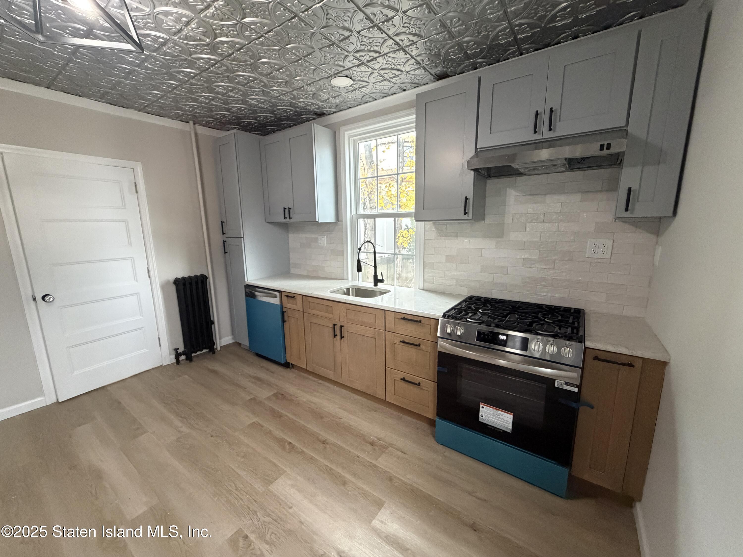 311 Tompkins Avenue, Staten Island, NY, 10304 image 14