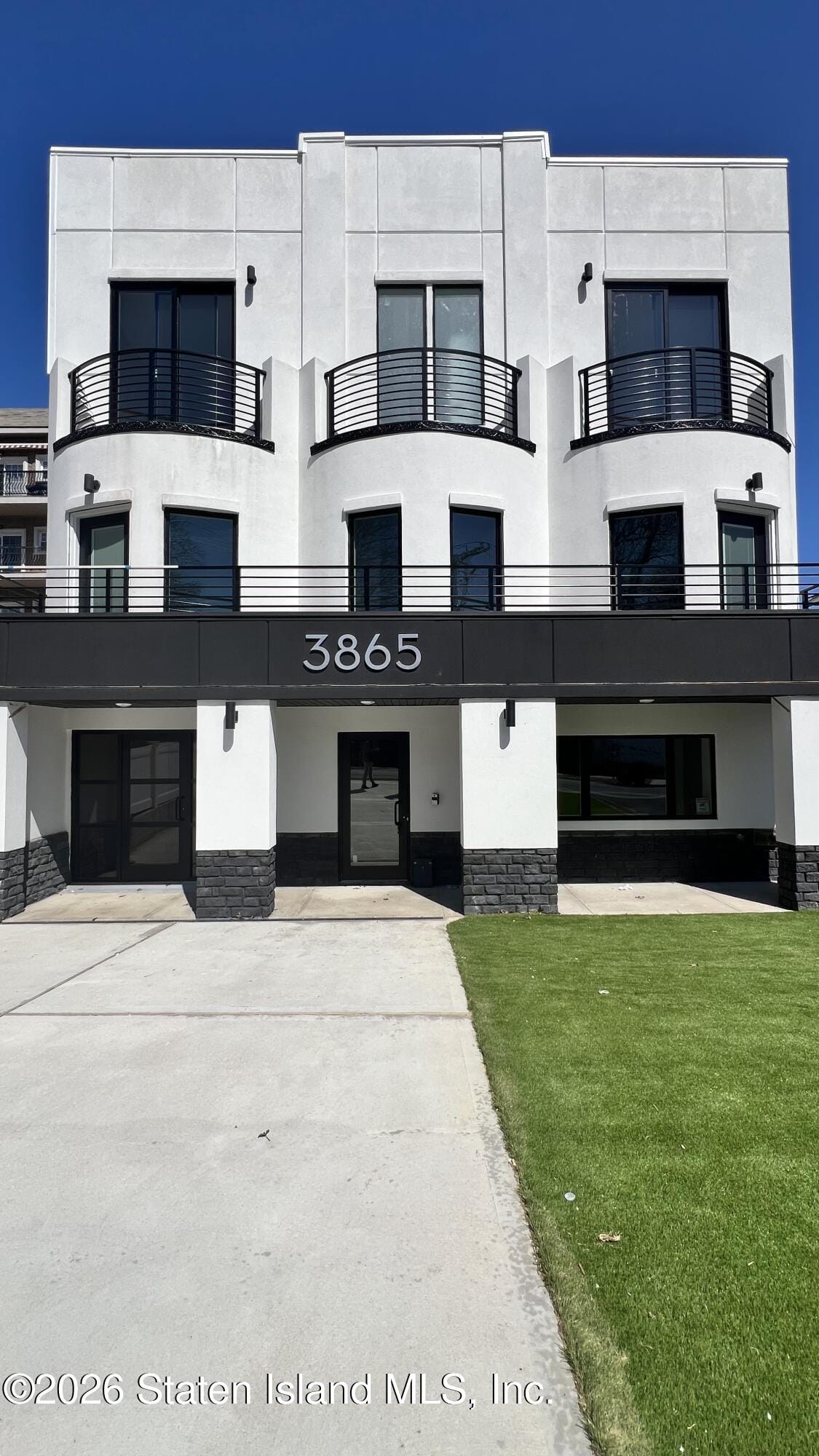 3865 Amboy Road 4b Image 2