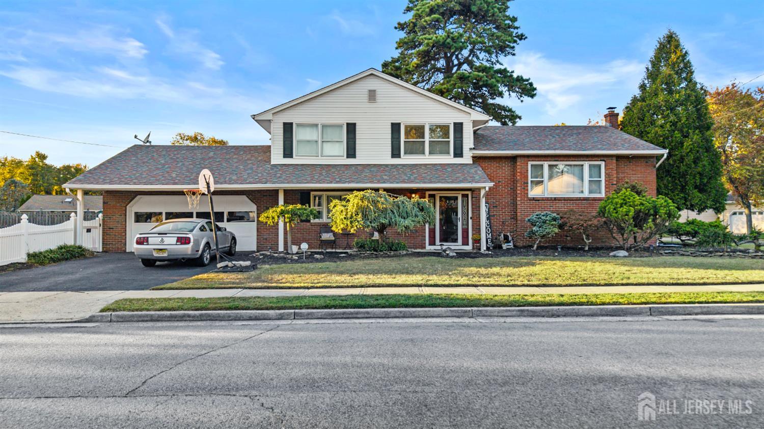 7 Rosewood Drive Image 1