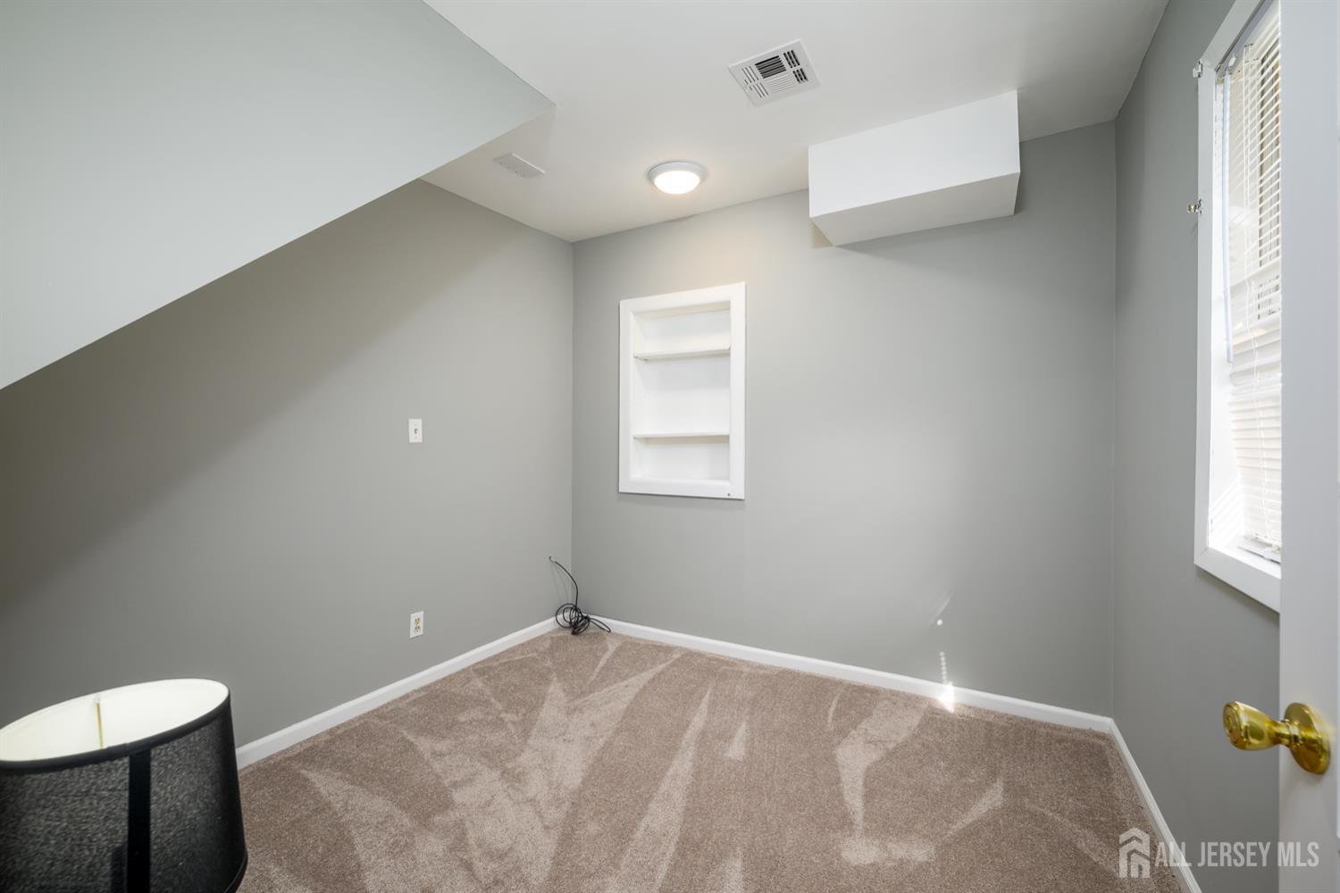 65 ORANGE Street, Edison, NJ, 08817 image 25