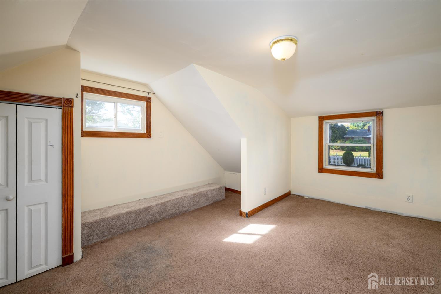 65 ORANGE Street, Edison, NJ, 08817 image 42