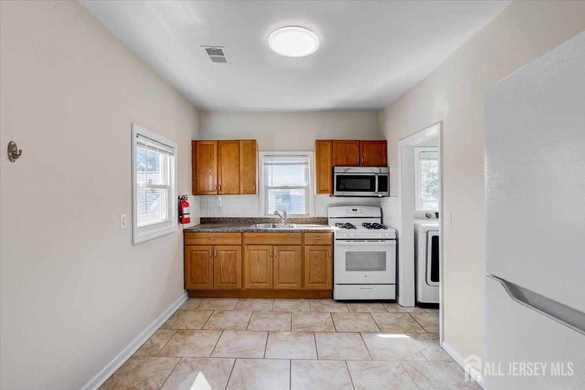 111 John Street, South Amboy, NJ, 08879 image 28