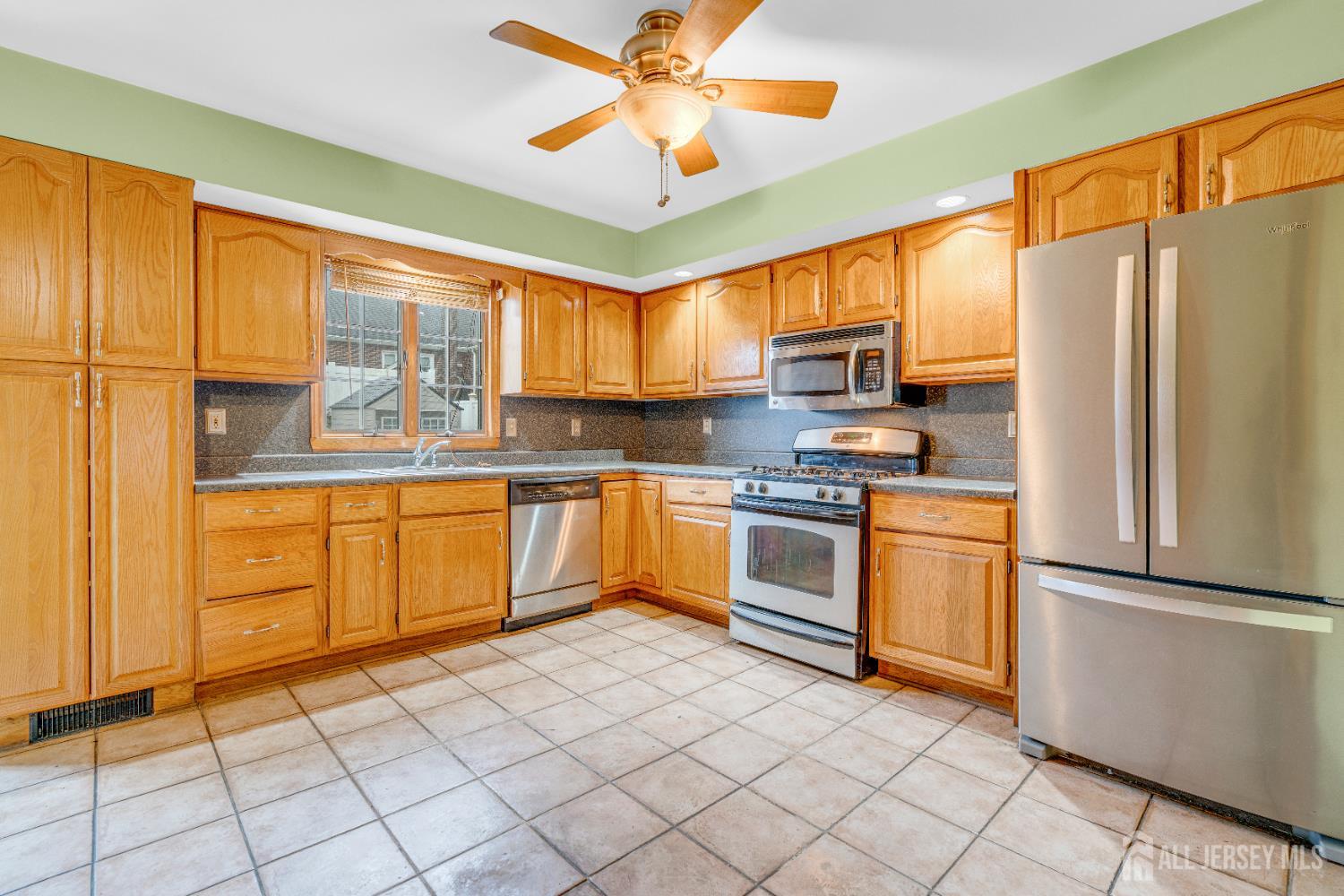 523 Lefferts Street, South Amboy, NJ, 08879 image 9