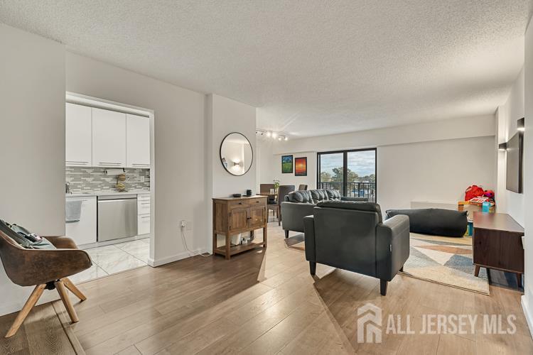 10 N Wood Avenue 323, Linden, NJ, 07036 image 7
