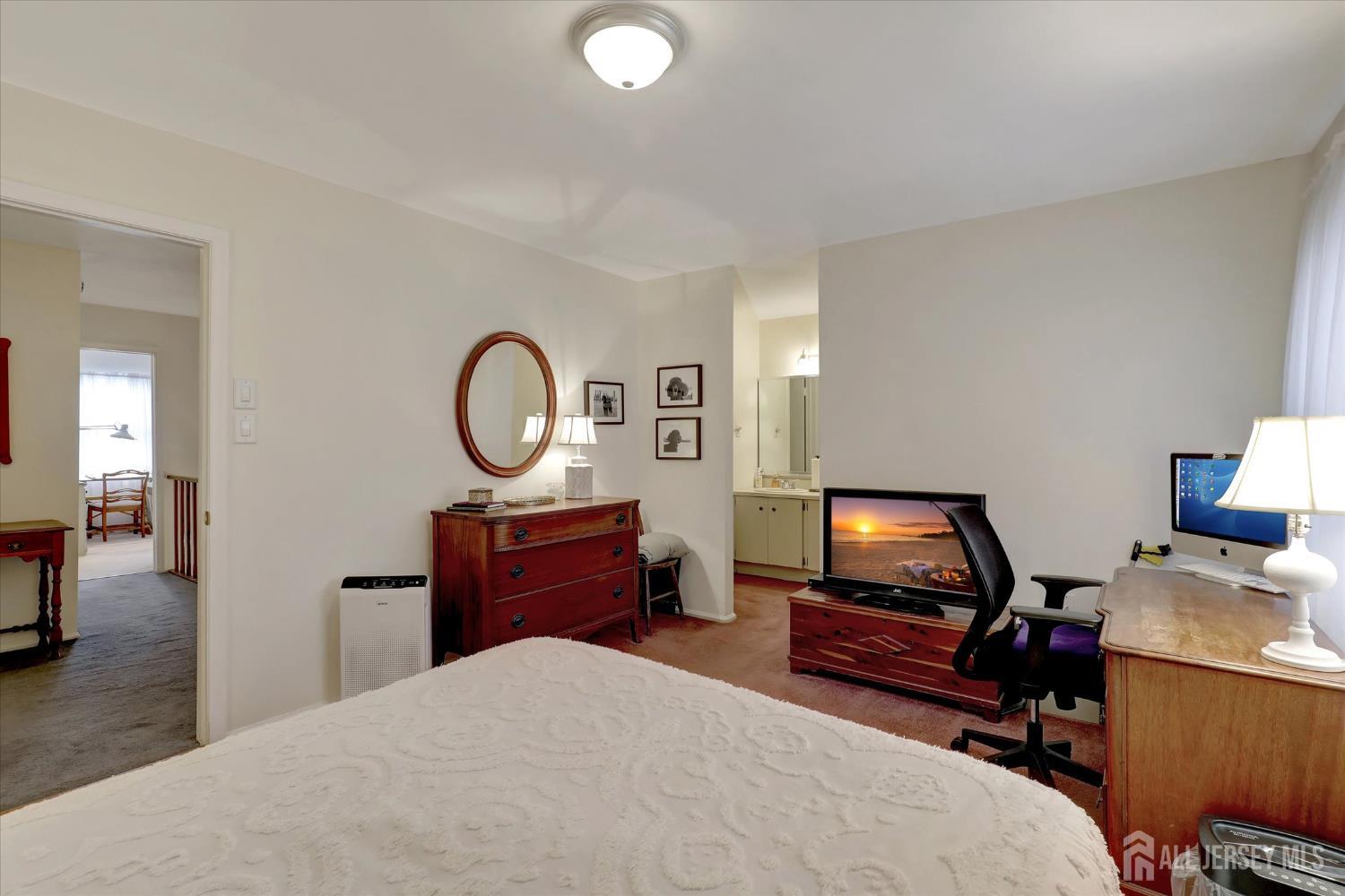 288 Bishop Court, Old Bridge, NJ, 08857 image 22