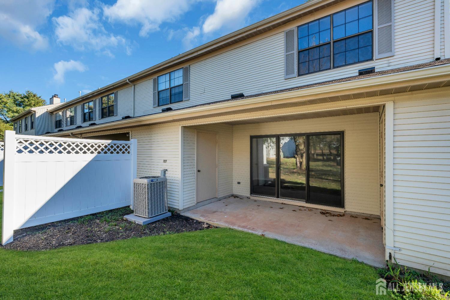 127 Berkshire Court, Piscataway, NJ, 08843 image 43