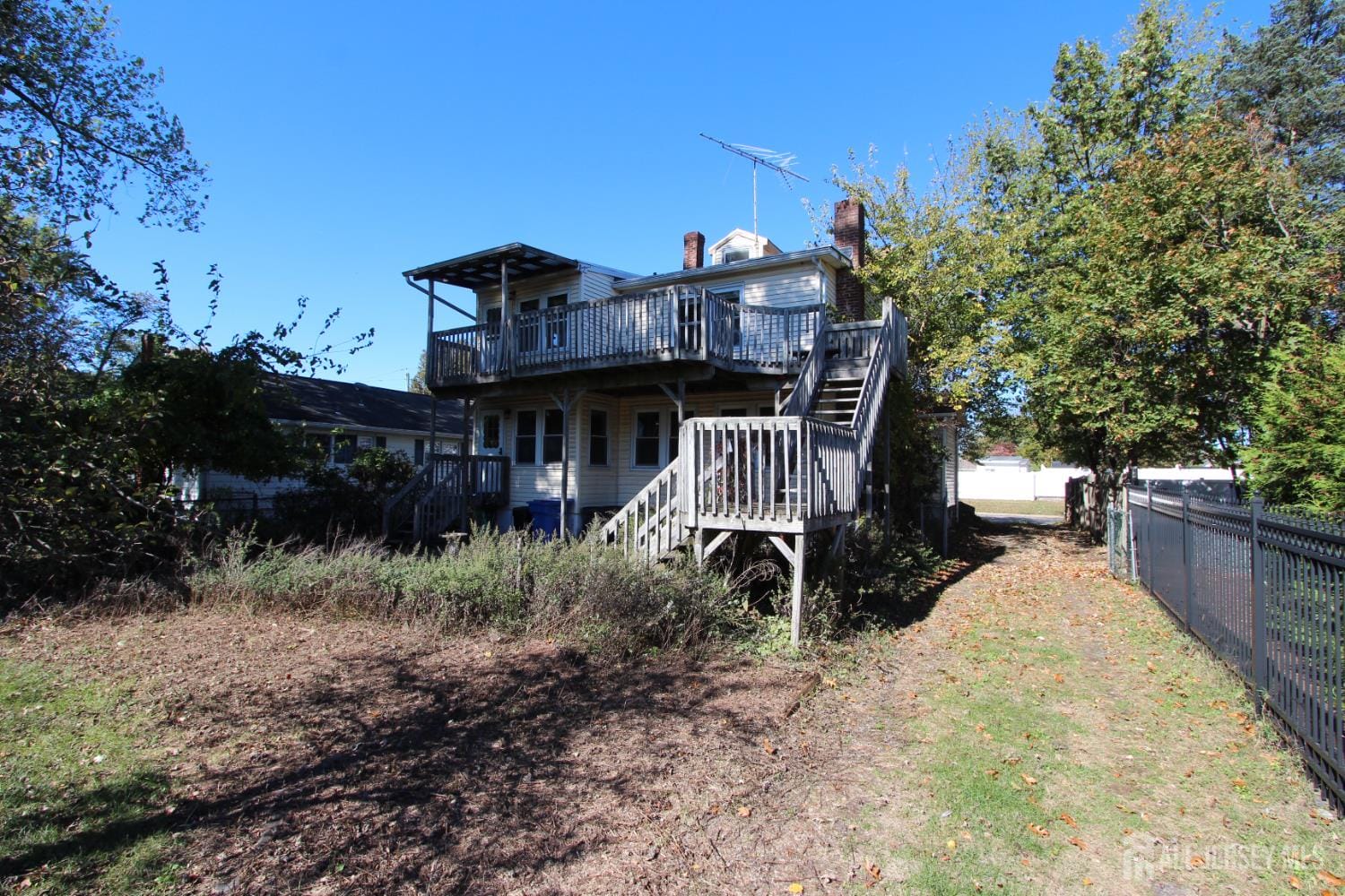 1115 Cherry Street Image 4