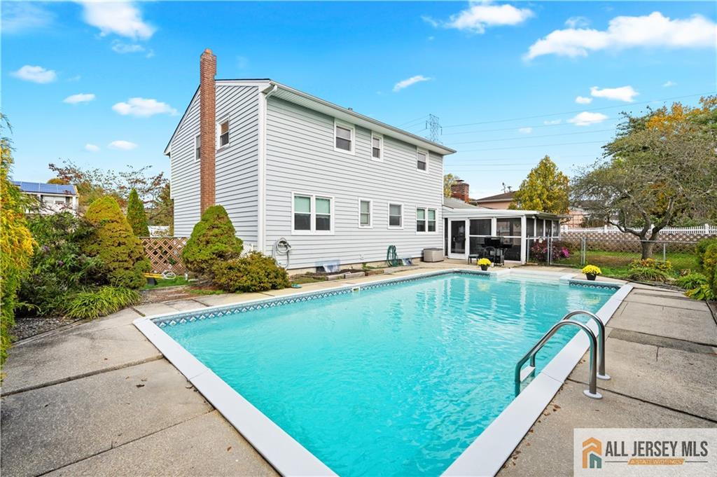 70 Creamer Drive, Sayreville, NJ, 08872 image 7