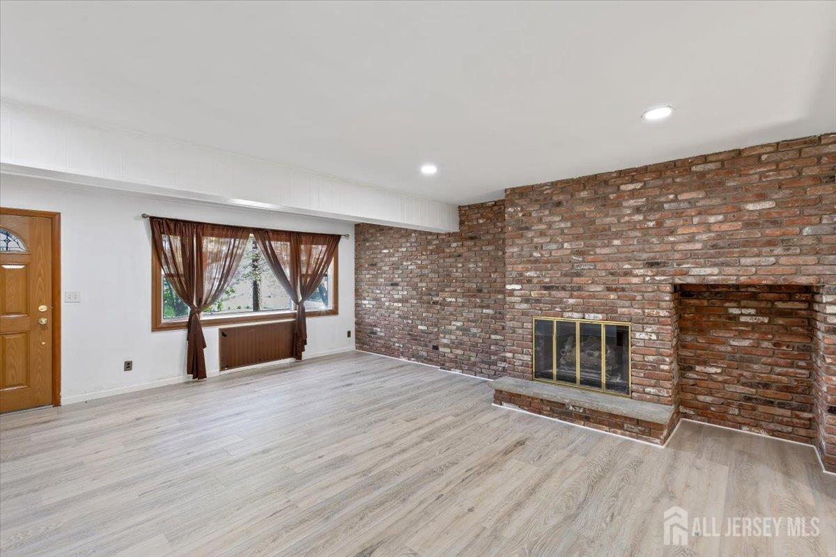 13 Lillian Terrace Image 4