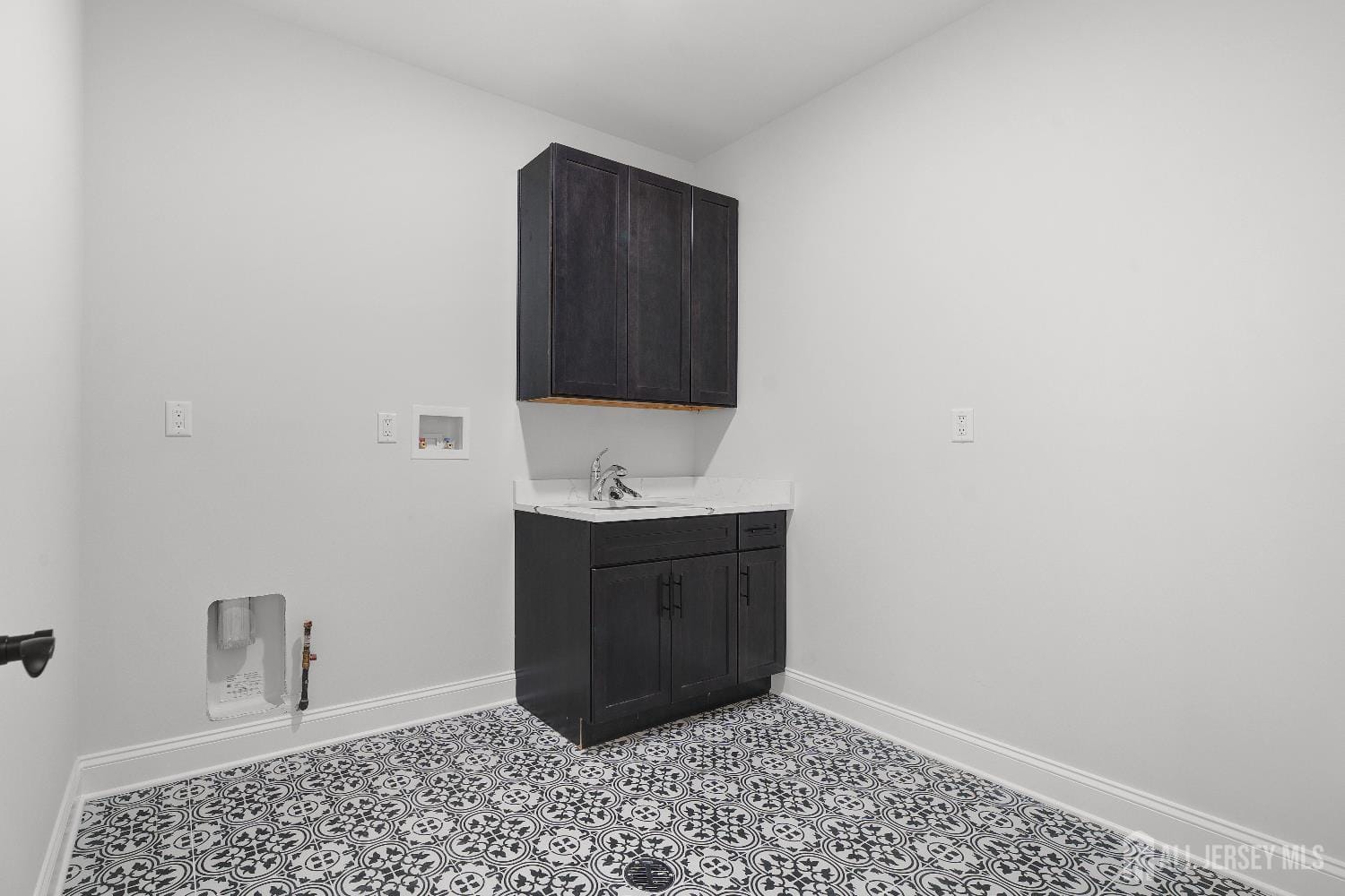 9 Links Drive, Edison, NJ, 08820 image 64