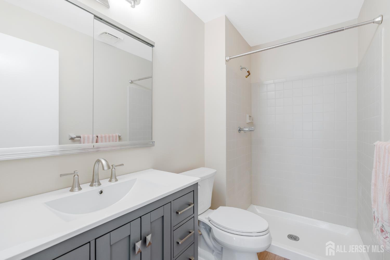 5 Foxhall Street A, Middlesex, NJ, 08846 image 34