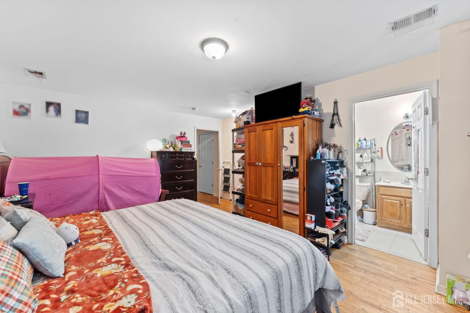 42 Randolph Street, Carteret, NJ, 07008 image 10