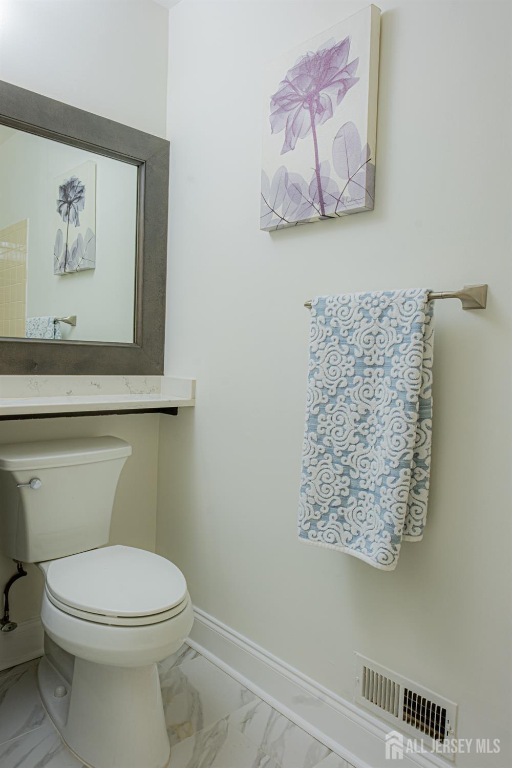8 Amethyst Way, Franklin Twsp, NJ, 08823 image 12