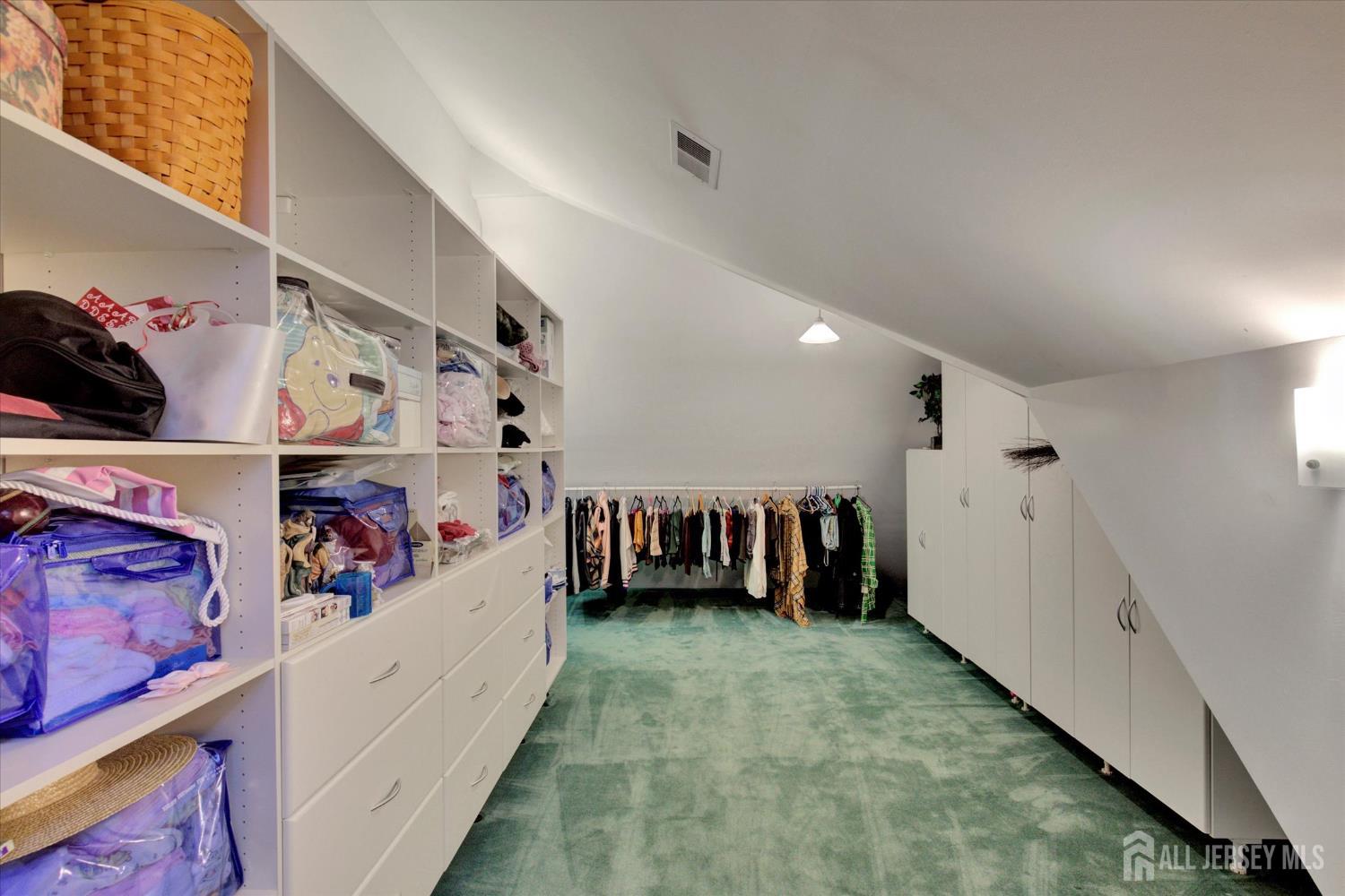 27 Parkwood Lane, Bernards, NJ, 07920 image 57