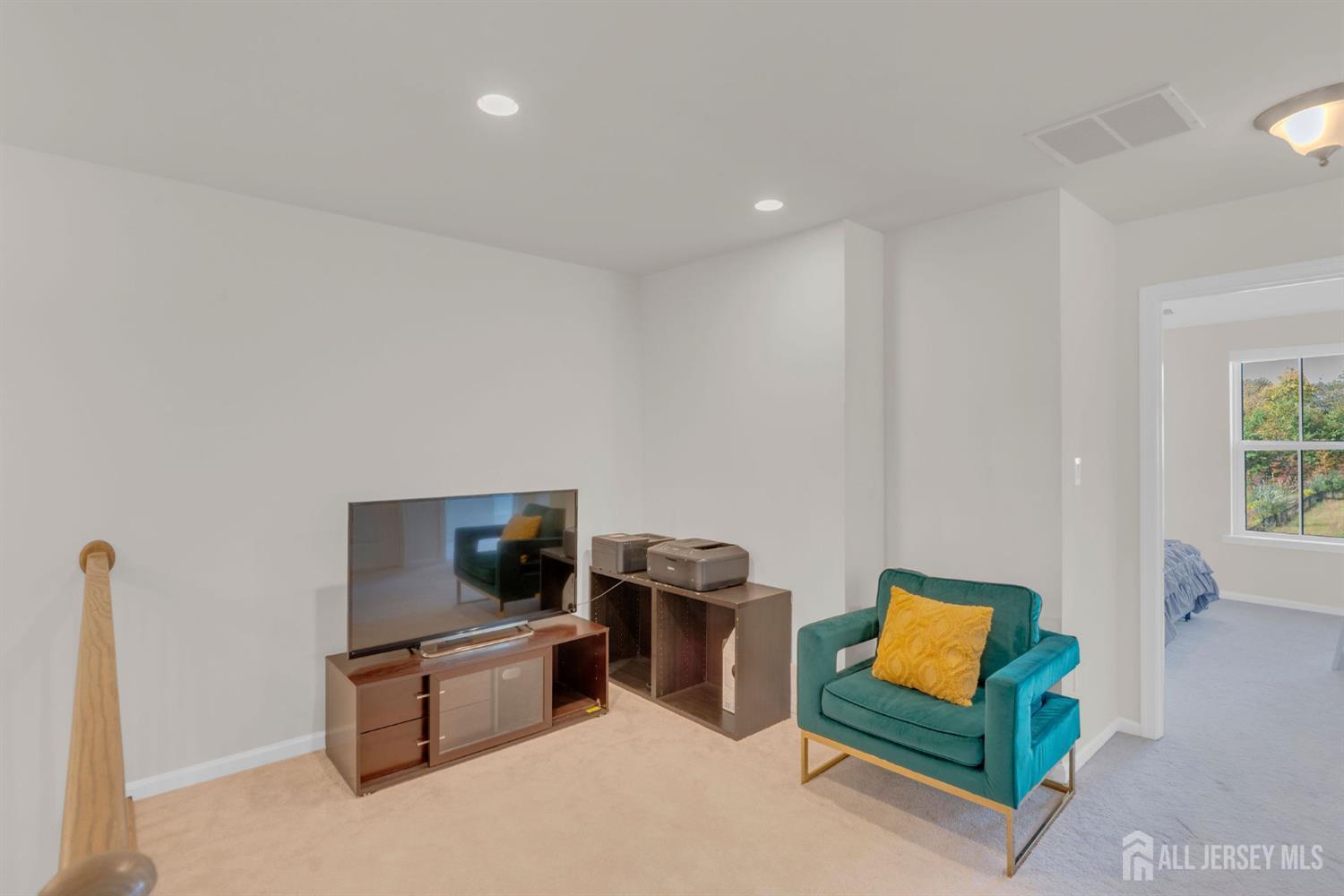 29 Beachwood Drive, Monroe, NJ, 08831 image 17