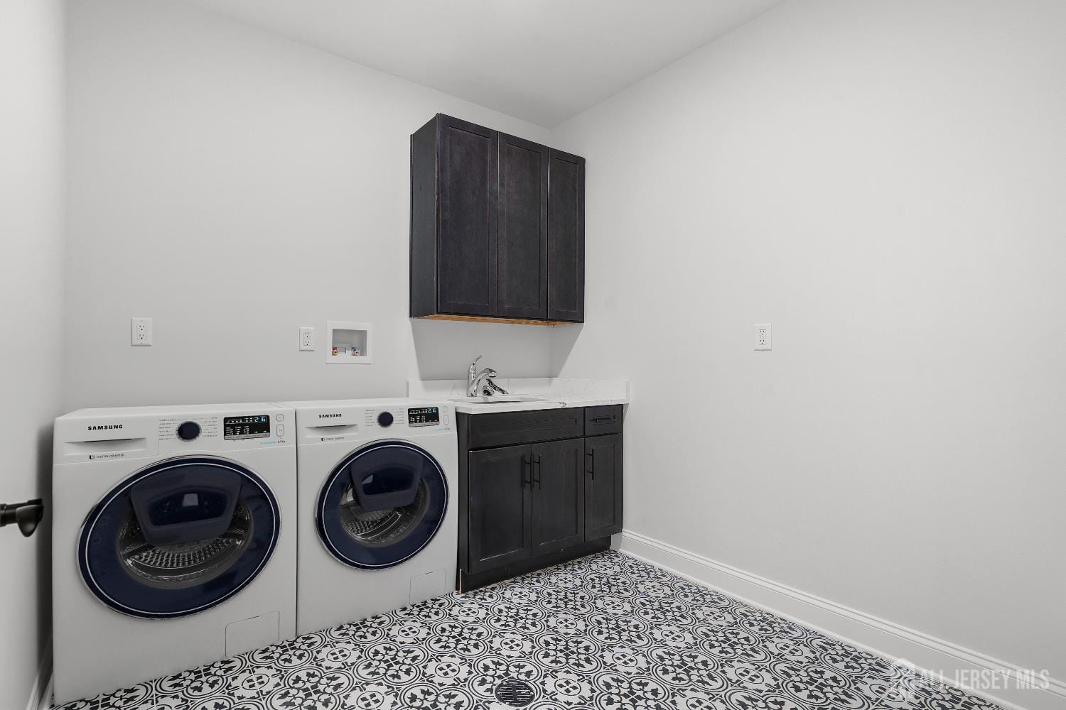 9 Links Drive, Edison, NJ, 08820 image 25