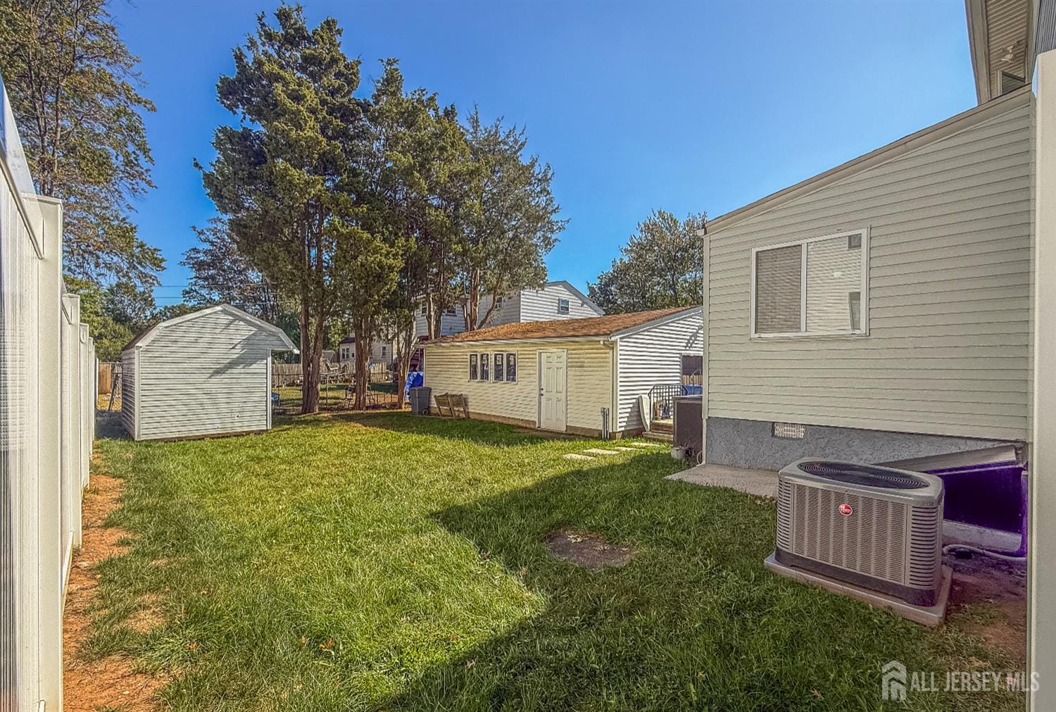 193 Old Road, Sewaren, NJ, 07077 image 21