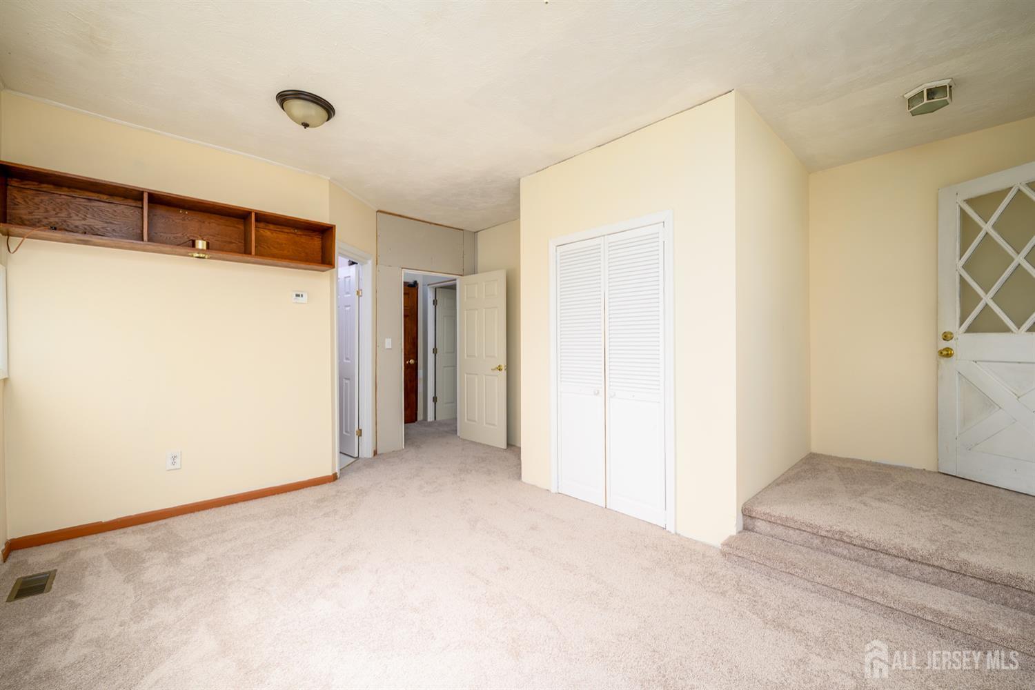 65 ORANGE Street, Edison, NJ, 08817 image 44