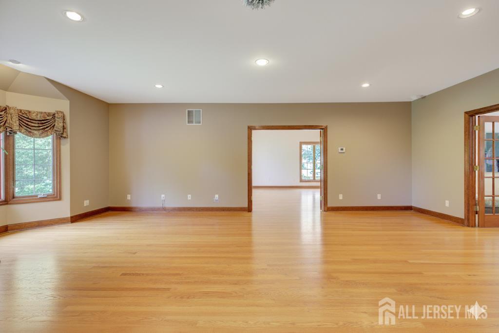 27 Parkwood Lane, Bernards, NJ, 07920 image 33