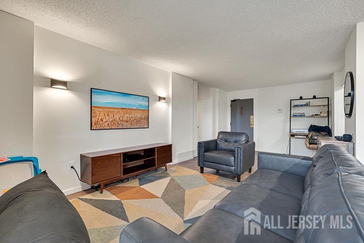 10 N Wood Avenue 323, Linden, NJ, 07036 image 13