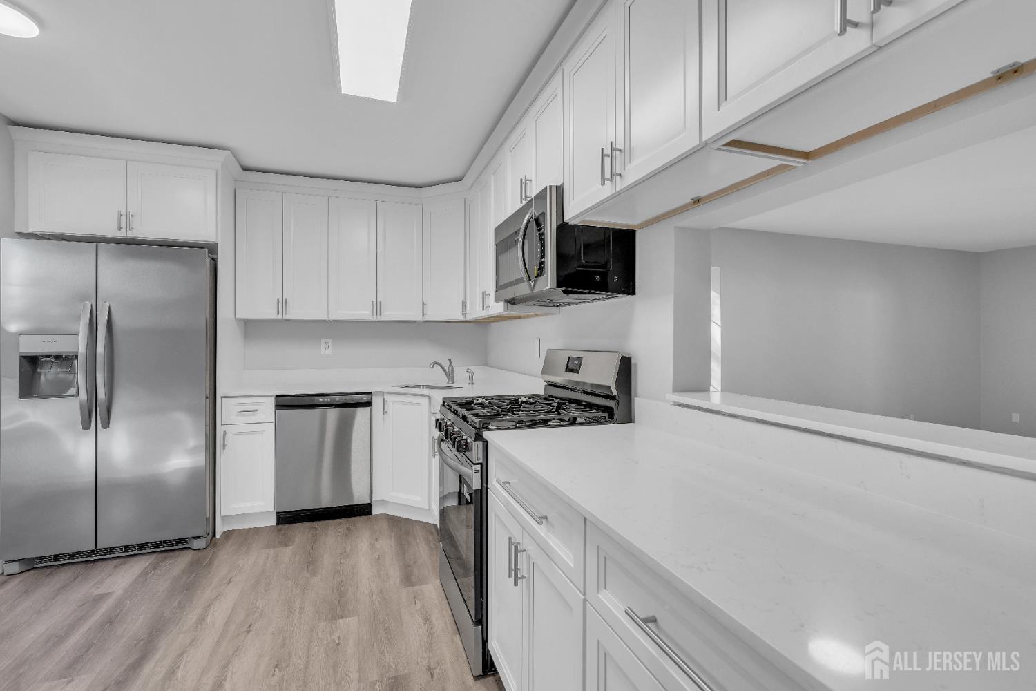 127 Berkshire Court, Piscataway, NJ, 08843 image 10