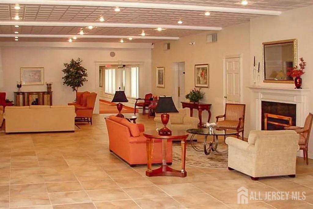 277 Crosse Drive 2G, Monroe, NJ, 08831 image 17