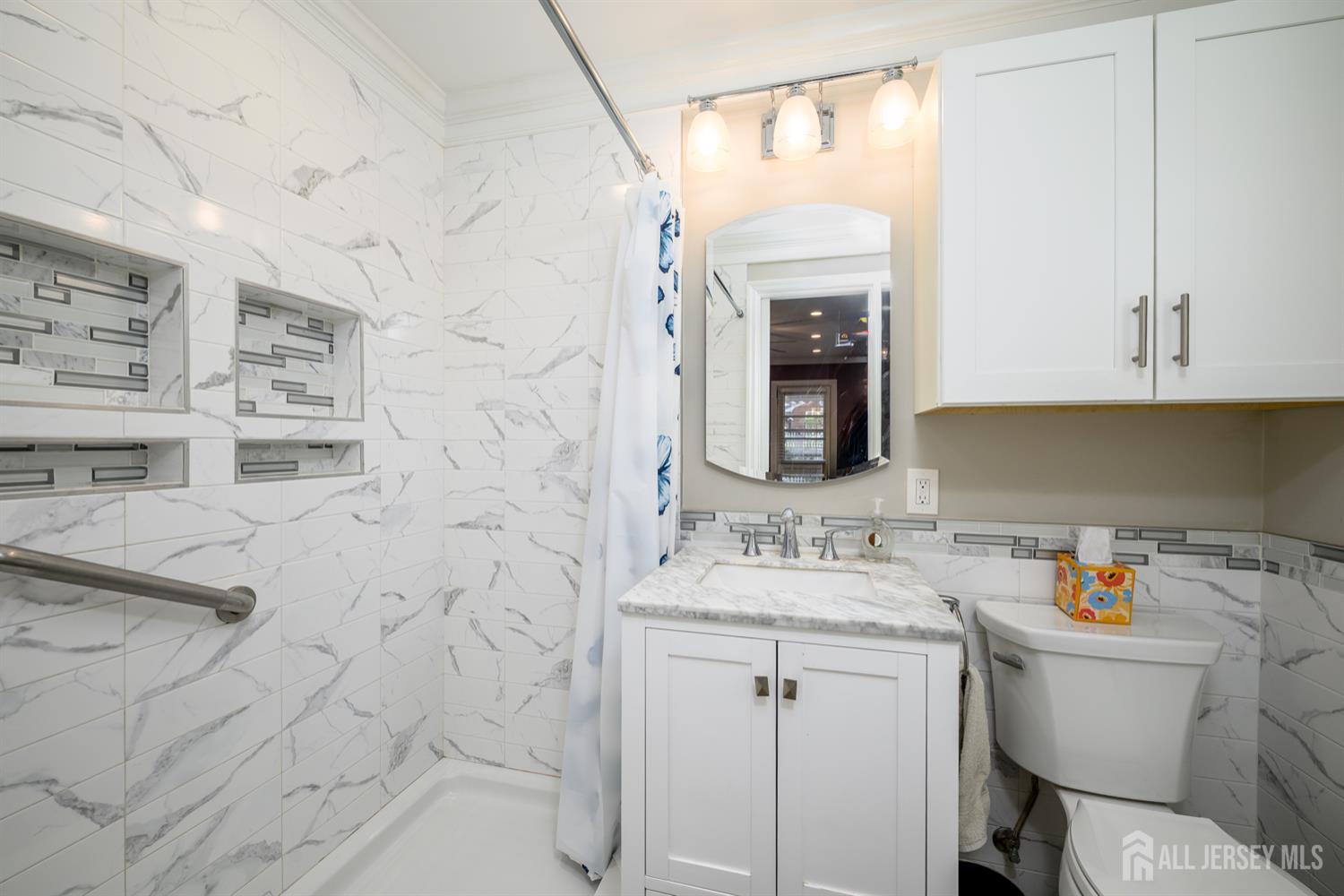 65 ORANGE Street, Edison, NJ, 08817 image 32