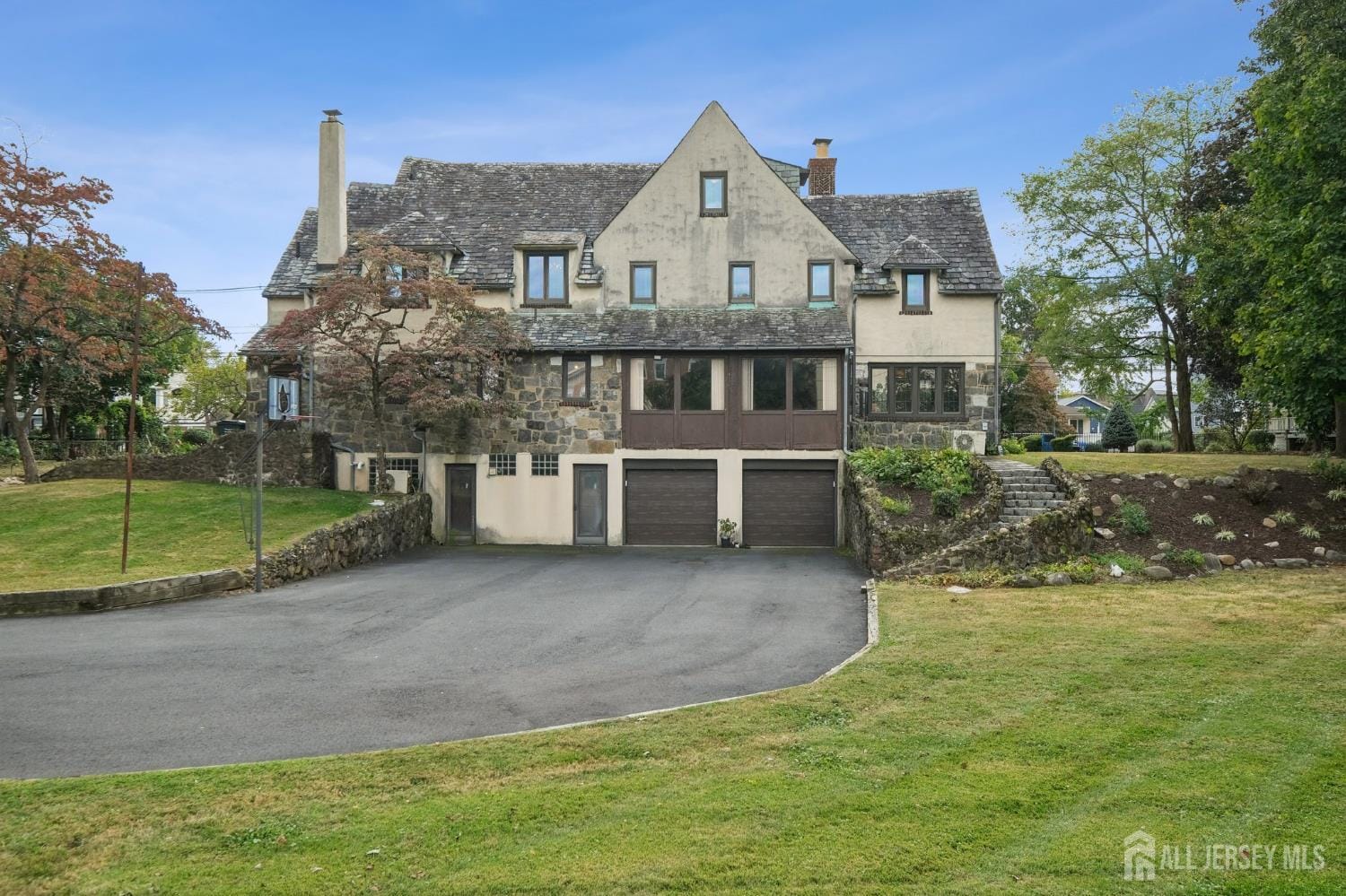 62 Green Street Image 4
