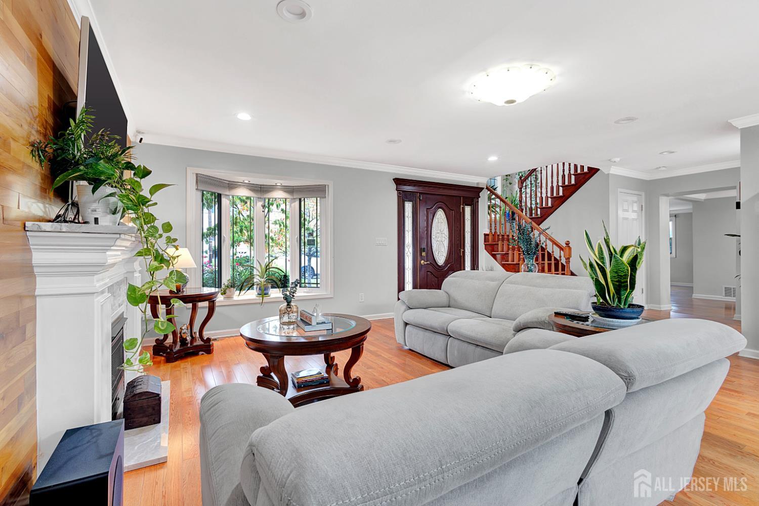 60 Crampton Avenue Image 5