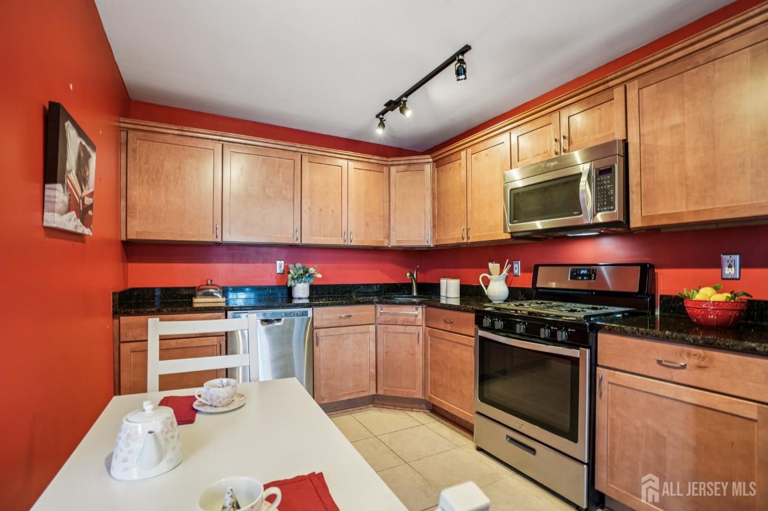 1601 Breckenridge Drive Image 4