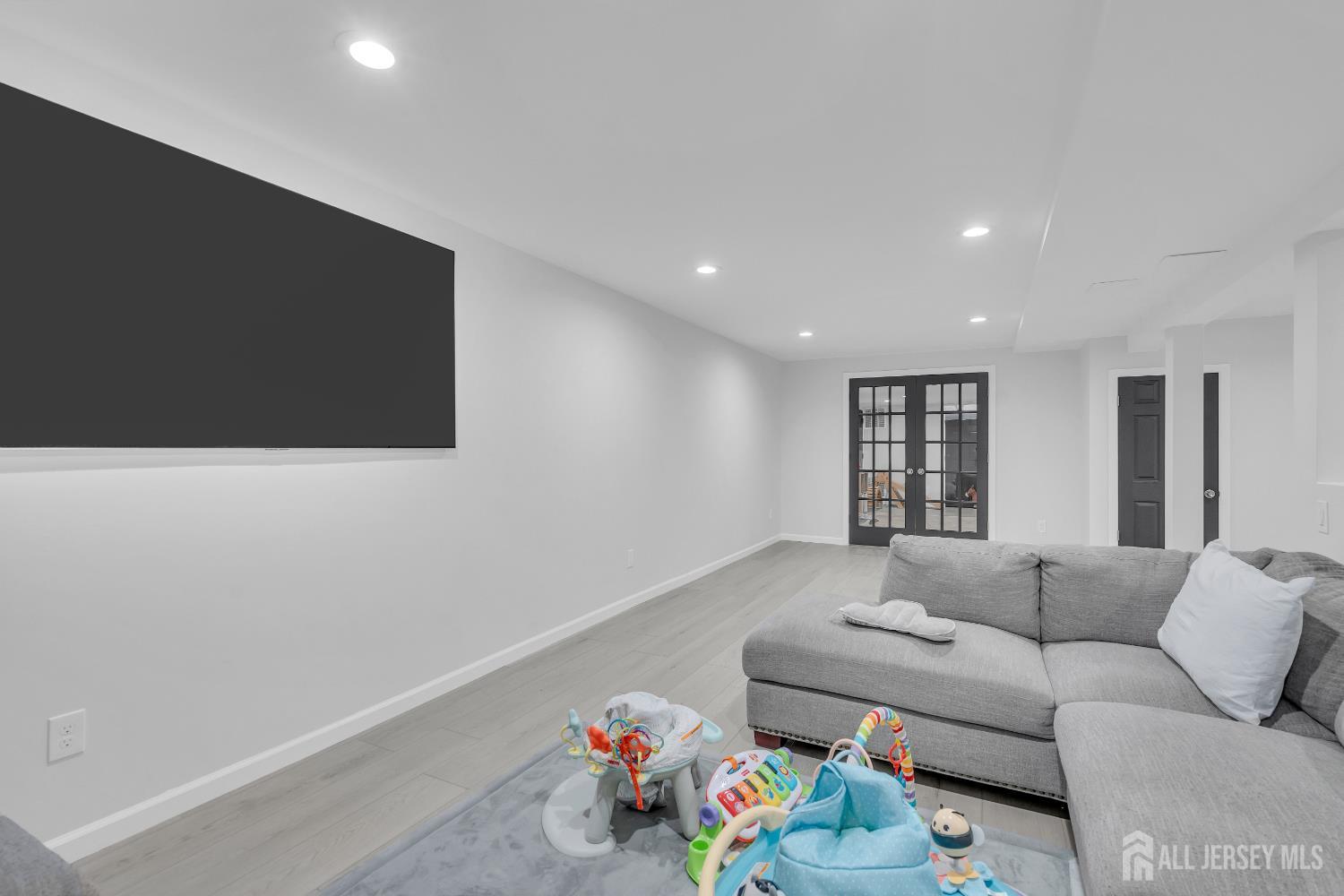 10 Jake Brown Road, Old Bridge, NJ, 07747 image 40