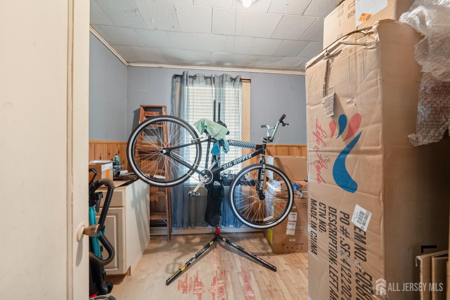 715 Park Avenue, Union Beach, NJ, 07735 image 17