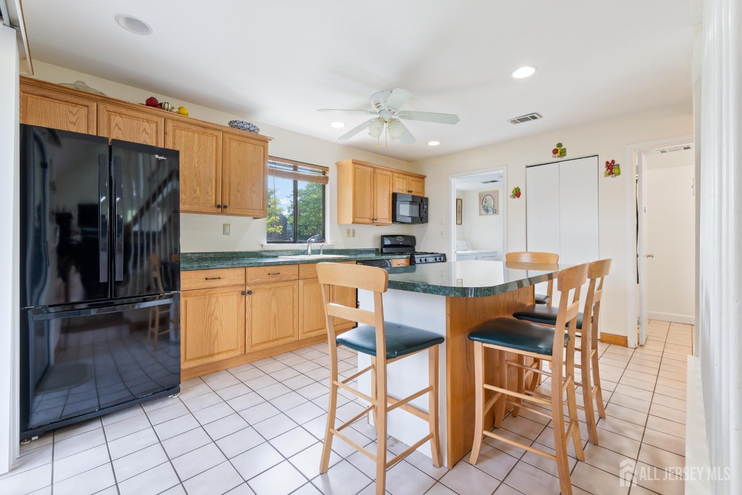 154 Westgate Drive, Edison, NJ, 08820 image 18